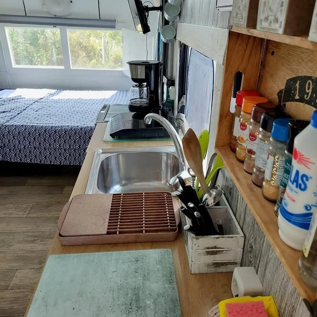 بيت للعطل Dream Tiny House Or Luxus Tent With Pool خانيا